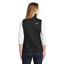 Load image into Gallery viewer, The North Face ® Ladies Ridgeline Soft Shell Vest. SMCCNF0A3LH1
